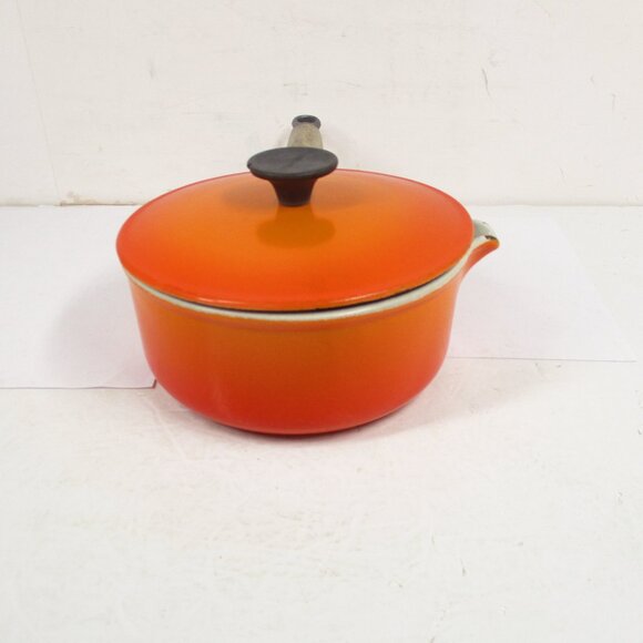 Vintage LE CREUSET Wood-Handle Sauce Pot #18 Orange with Poor Spout France - Picture 4 of 10
